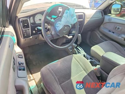Zdjęcie 8 z 12 samochodu: 2003 TOYOTA TACOMA V6 VIN:5TEWN72N93Z297531 - miniatura