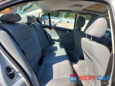 Zdjęcie 10 z 12 samochodu: 2003 BMW 3ER XI VIN:WBAEW53483PG23880 - miniatura