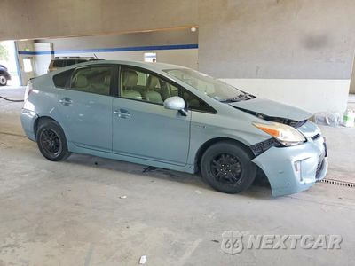 Czwarte zdjęcie samochodu z boku: 2013 TOYOTA PRIUS FOUR VIN:JTDKN3DU0D1686047 - miniatura