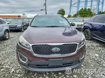 Piąte zdjęcie samochodu w środku: 2016 KIA SORENTO LX VIN:5XYPG4A38GG028479 - miniatura