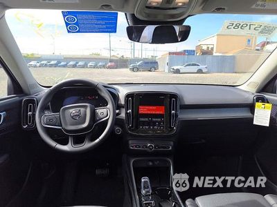 Zdjęcie 9 z 15 samochodu: 2026 VOLVO XC40 PLUS VIN:YV4L12UC2T2792779 - miniatura