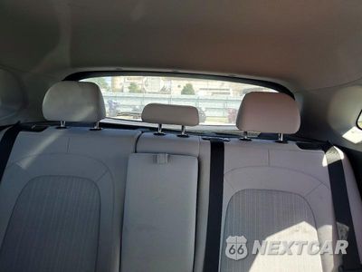 Zdjęcie 10 z 14 samochodu: 2023 HYUNDAI KONA SEL VIN:KM8K6CABXPU043655 - miniatura