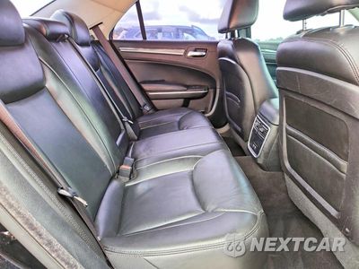 Zdjęcie 10 z 13 samochodu: 2020 CHRYSLER 300 TOURING VIN:2C3CCAAG5LH230076 - miniatura