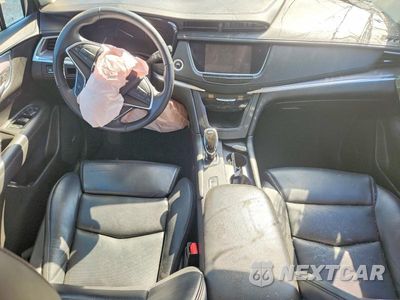 Zdjęcie 8 z 13 samochodu: 2017 CADILLAC XT5 LUXURY VIN:1GYKNDRS2HZ319522 - miniatura