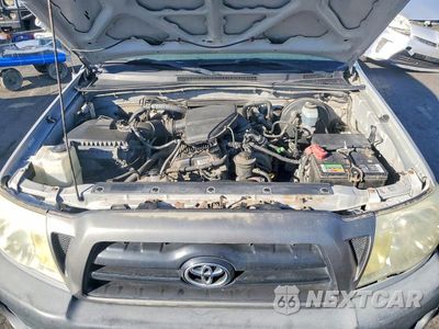 Zdjęcie 11 z 12 samochodu: 2005 TOYOTA TACOMA ACCESS CAB VIN:5TETX22NX5Z135278 - miniatura