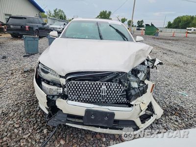 Piąte zdjęcie samochodu w środku: 2017 LINCOLN MKZ RESERVE VIN:3LN6L5E93HR645349 - miniatura