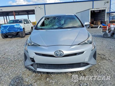 Piąte zdjęcie samochodu w środku: 2017 TOYOTA PRIUS TWO VIN:JTDKBRFU2H3045064 - miniatura