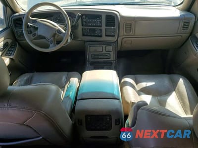 Zdjęcie 8 z 13 samochodu: 2003 GMC YUKON DENALI VIN:1GKEK63U73J172336 - miniatura