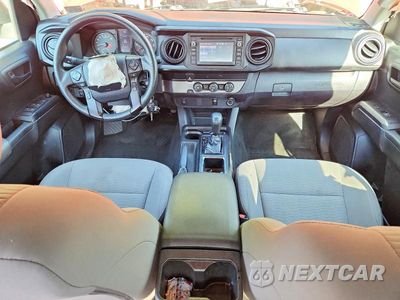 Zdjęcie 8 z 12 samochodu: 2019 TOYOTA TACOMA SR VIN:5TFAX5GN6KX156536 - miniatura