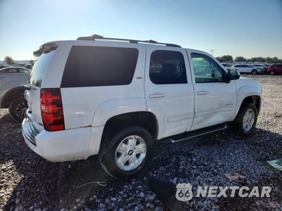 Trzecie zdjęcie samochodu z tyłu: 2010 CHEVROLET TAHOE K1500 LT VIN:1GNUKBE07AR145234 - miniatura