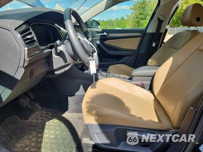 Zdjęcie 7 z 12 samochodu: 2020 VOLKSWAGEN JETTA SEL VIN:3VWEB7BU0LM069018 - miniatura