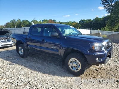 Czwarte zdjęcie samochodu z boku: 2013 TOYOTA TACOMA V6 VIN:3TMLU4EN1DM118395 - miniatura