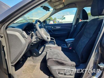 Zdjęcie 7 z 13 samochodu: 2014 NISSAN ROGUE SV VIN:5N1AT2MV1EC814656 - miniatura