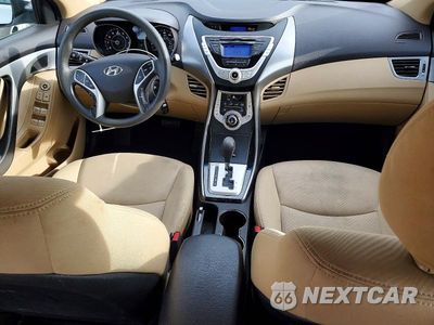 Zdjęcie 8 z 12 samochodu: 2013 HYUNDAI ELANTRA GLS VIN:5NPDH4AE1DH161798 - miniatura