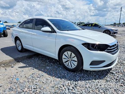 Czwarte zdjęcie samochodu z boku: 2019 VOLKSWAGEN JETTA S VIN:3VWN57BU7KM069572 - miniatura