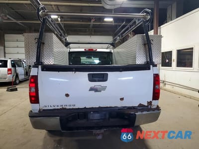 Zdjęcie 6 z 12 samochodu: 2013 CHEVROLET SILVERADO K1500 VIN:1GCRKPE09DZ167882 - miniatura