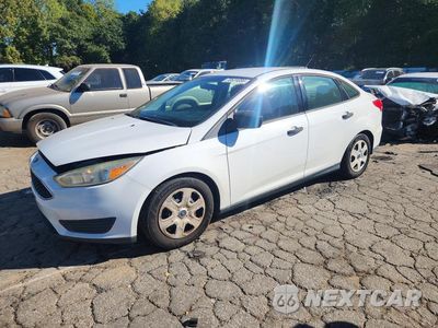2015 FORD FOCUS S 1FADP3E21FL339145 - główne zdjęcie licytacji z USA - miniatura