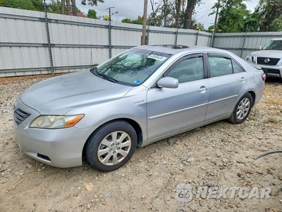 2007 TOYOTA CAMRY HYBRID JTNBB46K973019525 - główne zdjęcie licytacji z USA - miniatura