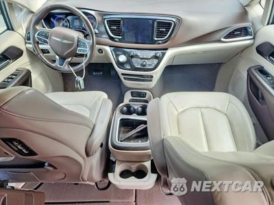 Zdjęcie 8 z 13 samochodu: 2017 CHRYSLER PACIFICA TOURING L PLUS VIN:2C4RC1EG7HR543762 - miniatura