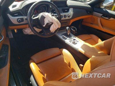 Zdjęcie 8 z 12 samochodu: 2016 BMW Z4 SDRIVE28I VIN:WBALL5C50G5A21002 - miniatura
