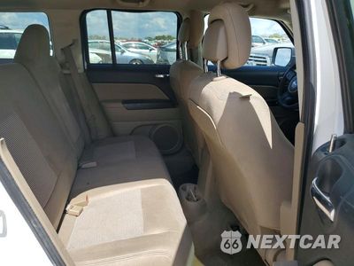 Zdjęcie 10 z 12 samochodu: 2014 JEEP PATRIOT SPORT VIN:1C4NJPBA5ED502469 - miniatura