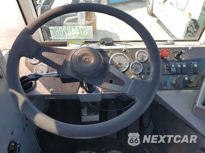 Zdjęcie 8 z 13 samochodu: 2017 AUTOCAR XSPOTTER YARD TRUCK VIN:516H4GB20HH222088 - miniatura