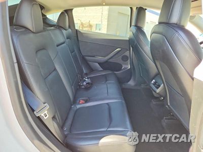 Zdjęcie 11 z 14 samochodu: 2022 TESLA MODEL Y VIN:7SAYGDEF5NF521911 - miniatura