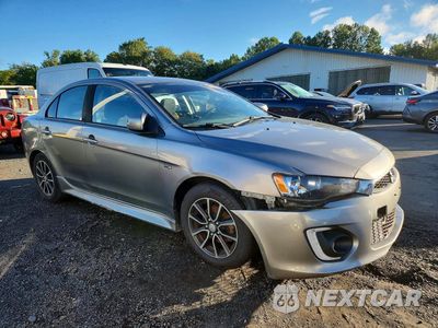 Czwarte zdjęcie samochodu z boku: 2017 MITSUBISHI LANCER ES VIN:JA32U2FU3HU015226 - miniatura