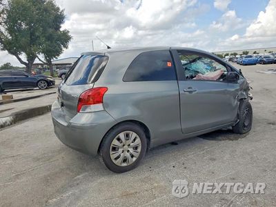 Trzecie zdjęcie samochodu z tyłu: 2009 TOYOTA YARIS BASE VIN:JTDJT903895234056 - miniatura