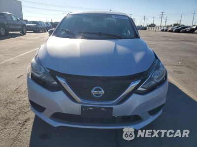Piąte zdjęcie samochodu w środku: 2018 NISSAN SENTRA SV VIN:3N1AB7AP1JL656492 - miniatura