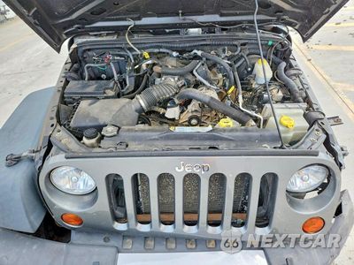 Zdjęcie 12 z 13 samochodu: 2010 JEEP WRANGLER SPORT VIN:1J4AA2D15AL230580 - miniatura