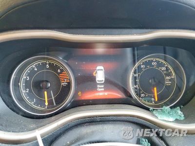 Zdjęcie 9 z 13 samochodu: 2017 JEEP CHEROKEE LIMITED VIN:1C4PJLDB6HW502478 - miniatura