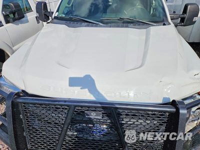 Zdjęcie 11 z 12 samochodu: 2022 FORD F450 SUPER DUTY VIN:1FT8W4DT4NEC28302 - miniatura