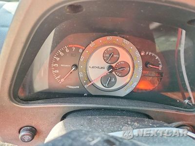 Zdjęcie 9 z 13 samochodu: 2001 LEXUS IS 300 VIN:JTHBD182010008060 - miniatura
