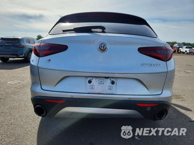 Zdjęcie 6 z 13 samochodu: 2018 ALFA ROMEO STELVIO SPORT VIN:ZASFAKPN0J7B78981 - miniatura