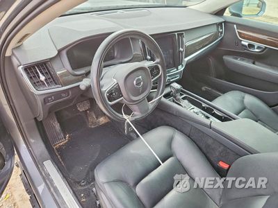 Zdjęcie 8 z 13 samochodu: 2018 VOLVO S90 T5 MOMENTUM VIN:LVY982MK8JP026631 - miniatura