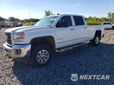 2015 GMC SIERRA K3500 SLT 1GT423C8XFF135605 - główne zdjęcie licytacji z USA - miniatura