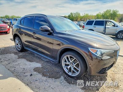 Czwarte zdjęcie samochodu z boku: 2018 ALFA ROMEO STELVIO TI SPORT VIN:ZASFAKNN1J7B86431 - miniatura