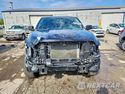 Piąte zdjęcie samochodu w środku: 2018 RAM 1500 ST VIN:1C6RR7KT3JS339488 - miniatura