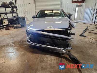 Piąte zdjęcie samochodu w środku: 2026 HYUNDAI SONATA HYBRID BLUE VIN:KMHL24JJ3TA147512 - miniatura