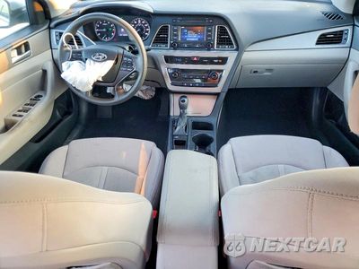 Zdjęcie 8 z 12 samochodu: 2015 HYUNDAI SONATA SE VIN:5NPE24AF3FH178894 - miniatura