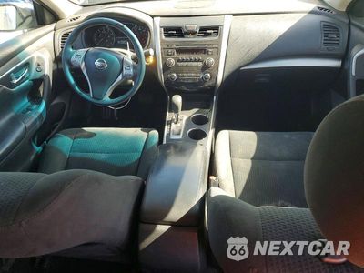 Zdjęcie 8 z 13 samochodu: 2015 NISSAN ALTIMA 2.5 S VIN:1N4AL3AP1FC461035 - miniatura