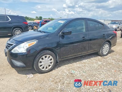 2017 NISSAN VERSA 1.6 S 3N1CN7AP3HL833182 - główne zdjęcie licytacji z USA - miniatura