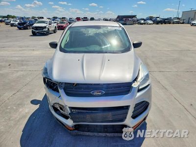 Piąte zdjęcie samochodu w środku: 2014 FORD ESCAPE S VIN:1FMCU0F7XEUC36768 - miniatura