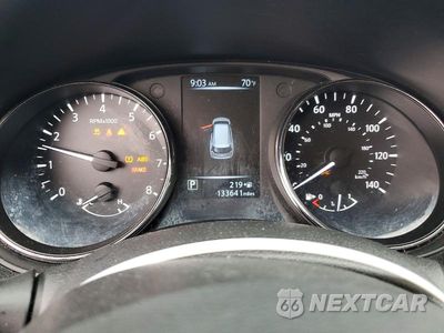 Zdjęcie 9 z 13 samochodu: 2017 NISSAN ROGUE SV VIN:5N1AT2MT2HC874884 - miniatura