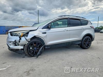 2017 FORD ESCAPE TITANIUM 1FMCU9J92HUC67126 - główne zdjęcie licytacji z USA - miniatura