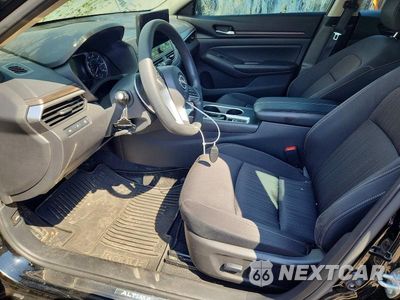 Zdjęcie 7 z 12 samochodu: 2025 NISSAN ALTIMA SV VIN:1N4BL4DW6SN409234 - miniatura