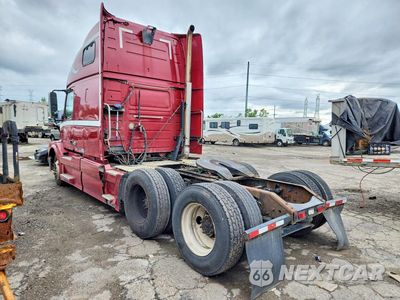 Drugie zdjęcie samochodu z przodu: 2009 VOLVO VNL SEMI TRUCK VIN:4V4NC9TH19N271219 - miniatura