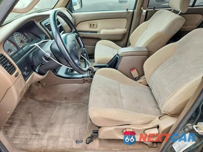 Zdjęcie 7 z 12 samochodu: 2000 TOYOTA 4RUNNER SR5 VIN:JT3GN86R9Y0141718 - miniatura