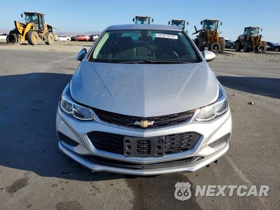 Piąte zdjęcie samochodu w środku: 2017 CHEVROLET CRUZE LS VIN:1G1BC5SM3H7162987 - miniatura